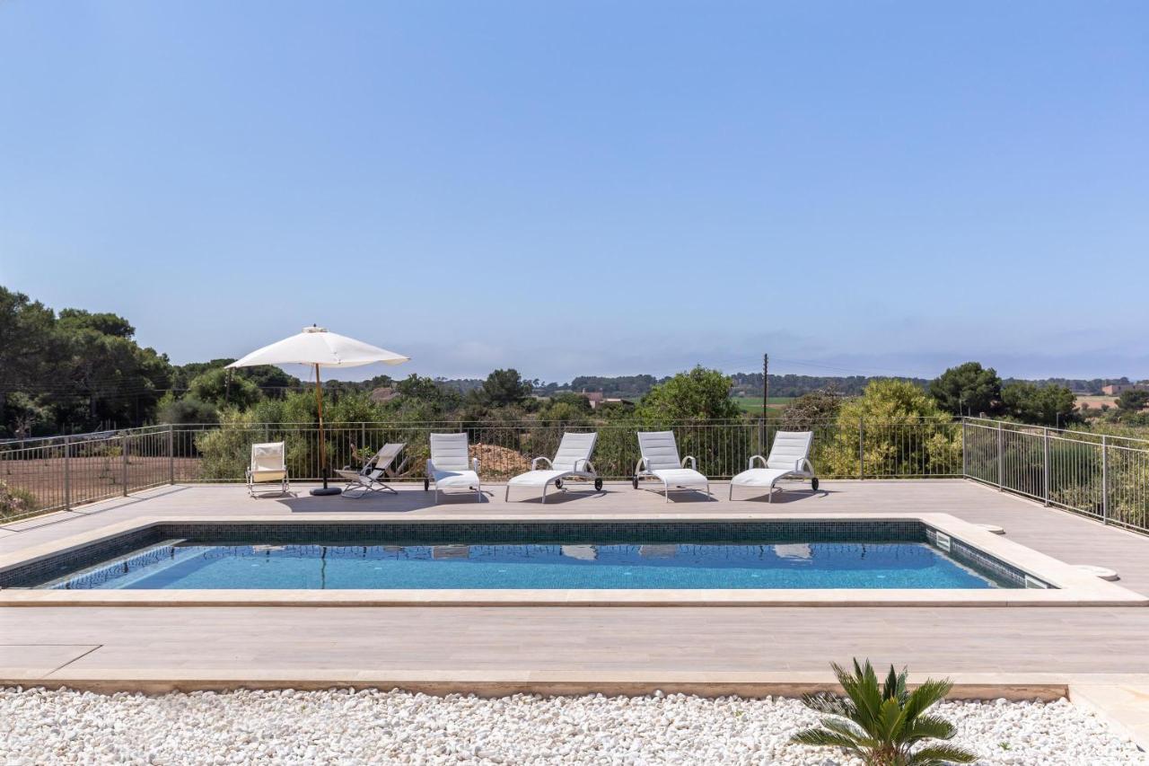 Colonies Villa Ses Salines  Buitenkant foto